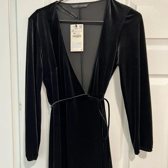 Zara | Dresses | Never Wore Zara Black Velvet Dress | Poshmark